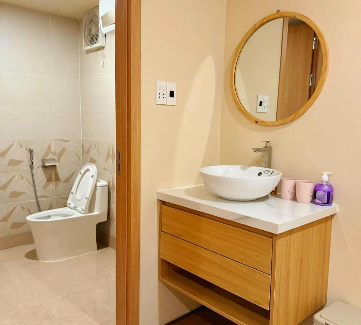 Cherish Villa - Near Mountain And Beach - Son Tra Da Nang 0*,  Vietnam
